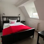 & Restaurant Zum Karpfen אוברנבורג אם מיין