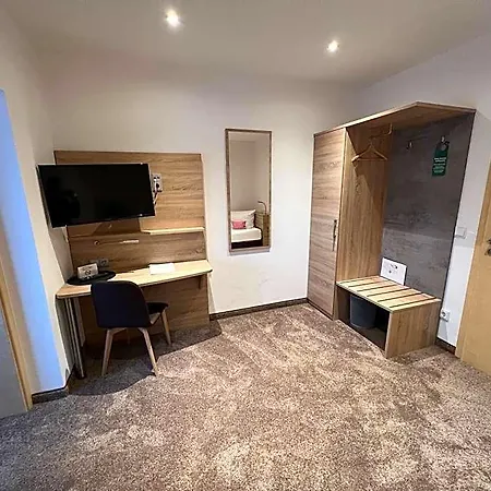 Hotel & Restaurant Zum Karpfen 3*