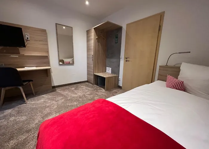 & Restaurant Zum Karpfen 3*